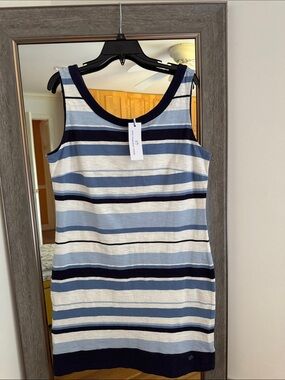 Striped Blue & White Sleeveless Tank Dress. Southern Tide size Large 100% cotton
